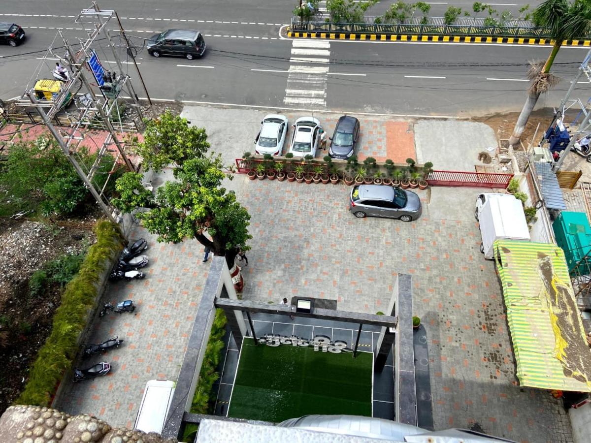 Shree Ganga Smb Hotels Ujjain Esterno foto
